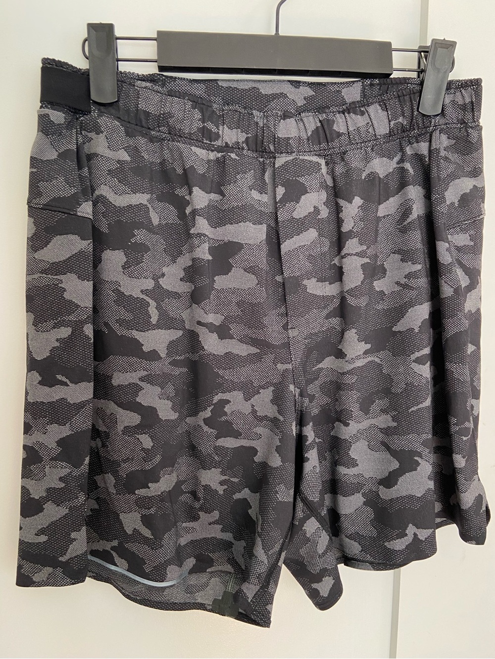 53. Men’s Size Medium LULULEMON Grey + Black Camo Shorts